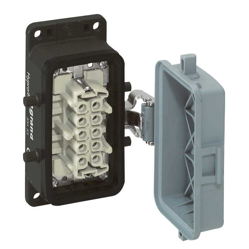 Коробка встр.монт.,500В, 16А 48К+З 053158 Legrand