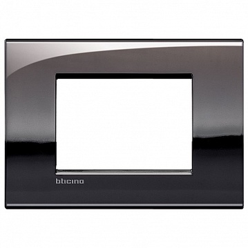 Рамка 3 модуля LIVING LIGHT, горизонтальная, олово LNC4803PT Bticino