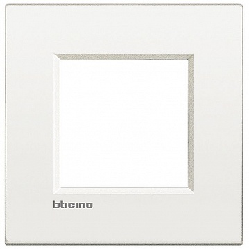 Рамка 1 пост LIVING LIGHT, белый LNE4802BN Bticino