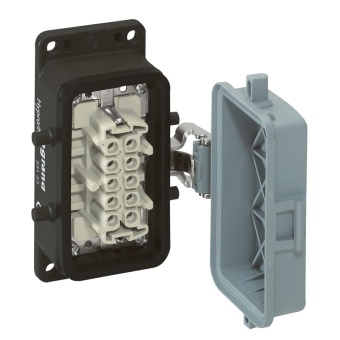 Коробка встр.монт.,500В, 16А 48К+З 053158 Legrand